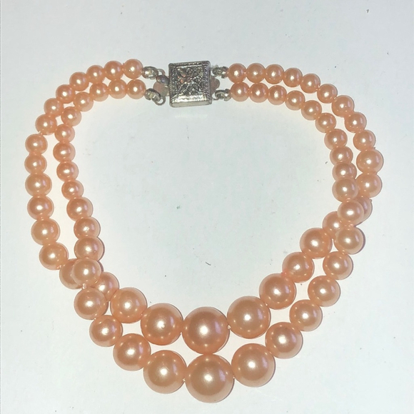 Vintage Pale Pink Faux Pearl Double Strand Beaded Boho Retro Bracelet - Picture 1 of 6